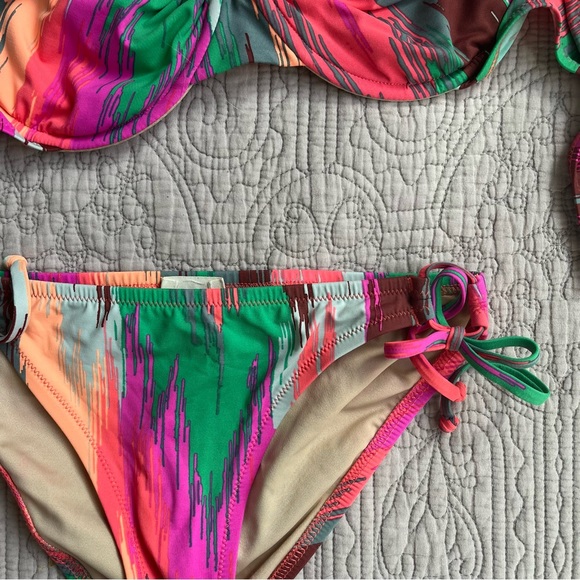 Madewell Electric Ikat Bikini set. Madewell J.Crew colorful bikini set. NWOT - Picture 2 of 5